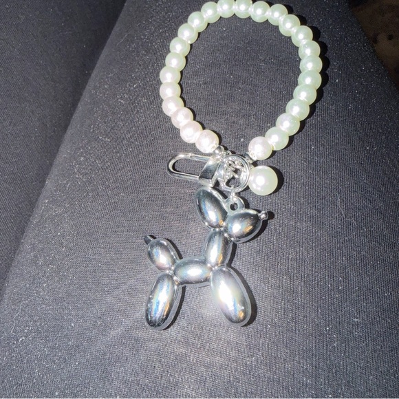 Silver Balloon Dog Pearl Bracelet Keychain with white faux pearl Wristlet - Picture 2 of 3